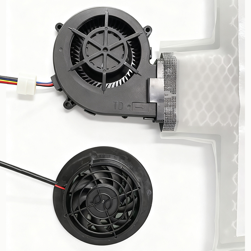 The ventilation kit uses a fan to control the airflow speed, keeping the seat dry and cool.