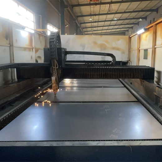 Laser cutting equipment